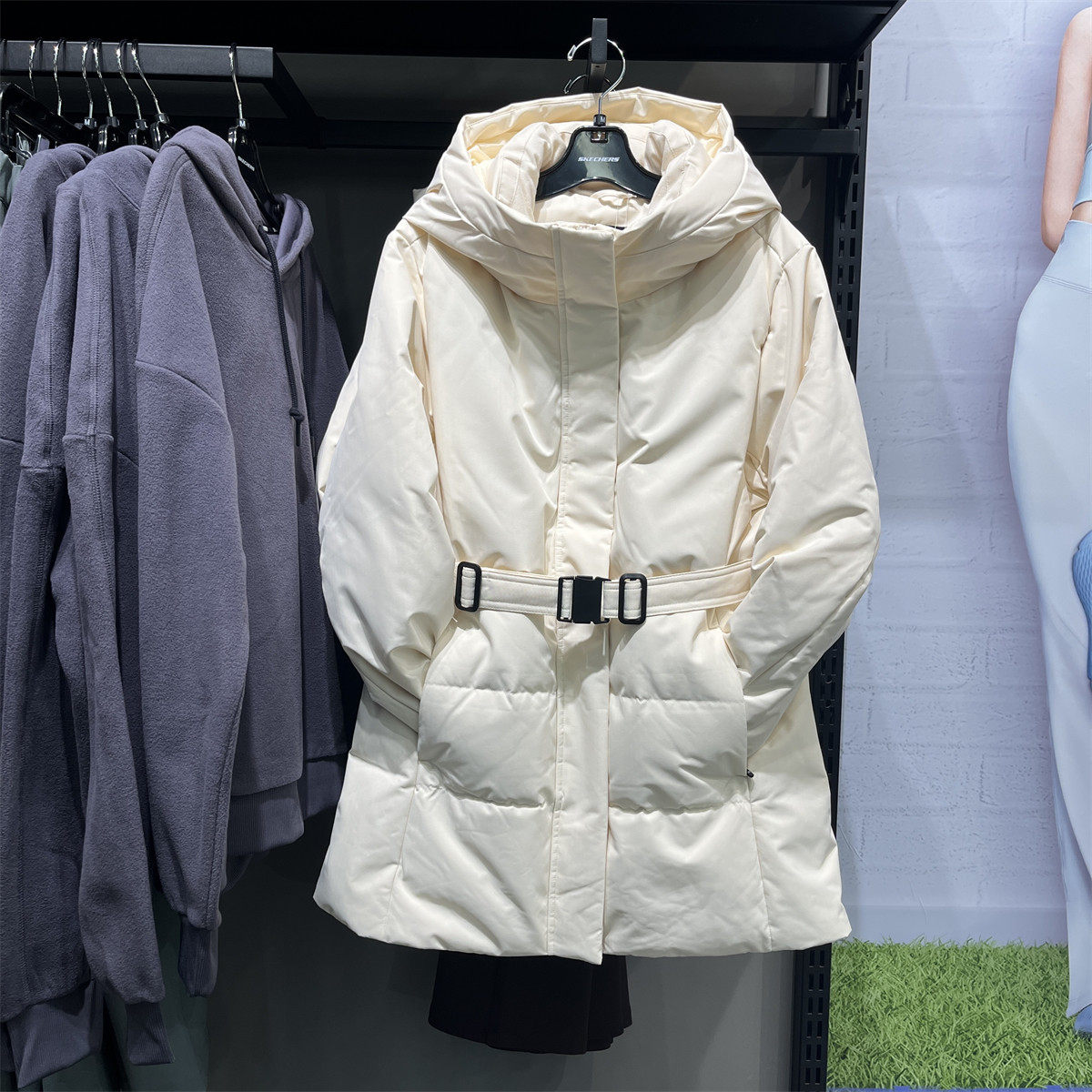 Skechers斯凯奇女士秋冬保暖收腰梭织中长款羽绒服外套L424W004,运动服/休闲服装,运动羽绒服,淘宝优惠券,粉丝福利购,淘宝优惠卷