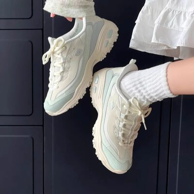 Skechers斯凯奇奶茶熊女款闪穿一脚蹬厚底运动熊猫老爹鞋150537