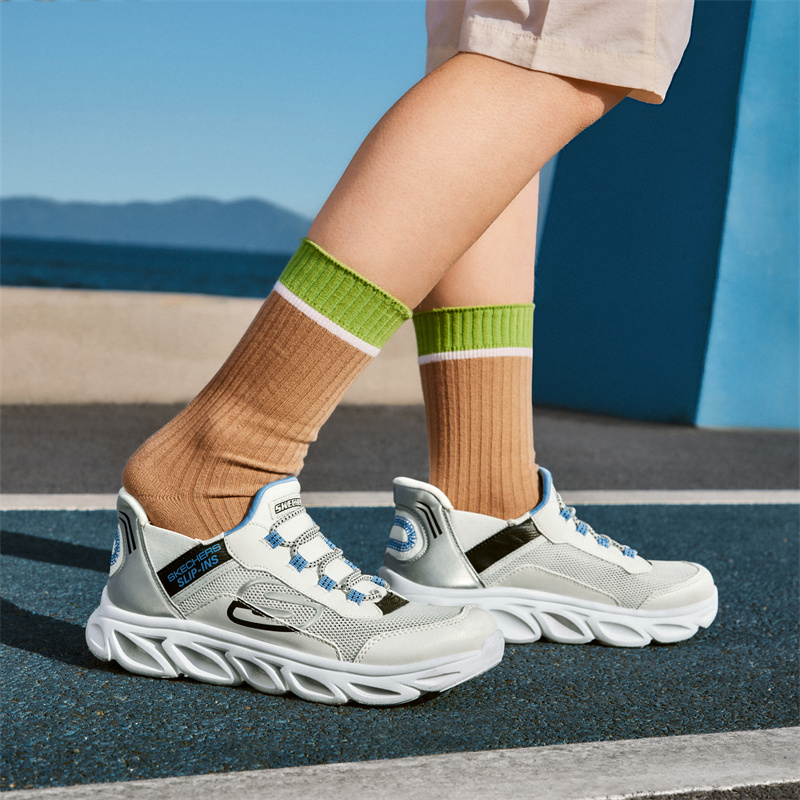 Skechers斯凯奇男童云感闪穿鞋复古高回弹轻盈休闲运动鞋405273L