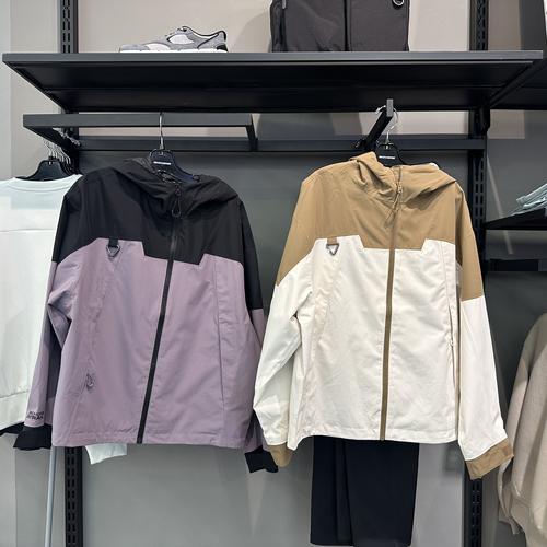 Skechers斯凯奇女款山野户外系列秋季连帽防泼水冲锋衣P325W122