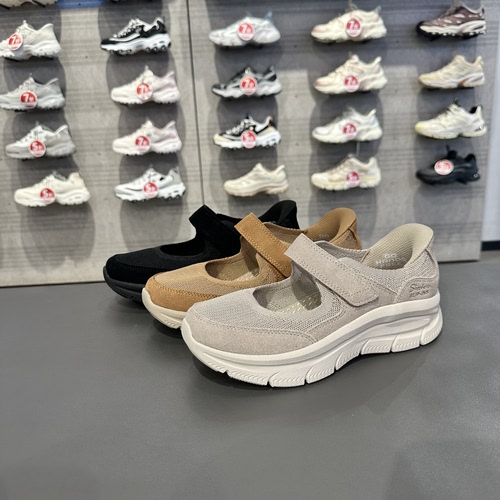 Skechers斯凯奇女士夏季柔软舒适透气耐穿厚底魔术贴凉鞋159566