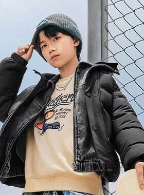 Skechers斯凯奇燃动街头系列冬季儿童防泼水短款羽绒外套L425K103