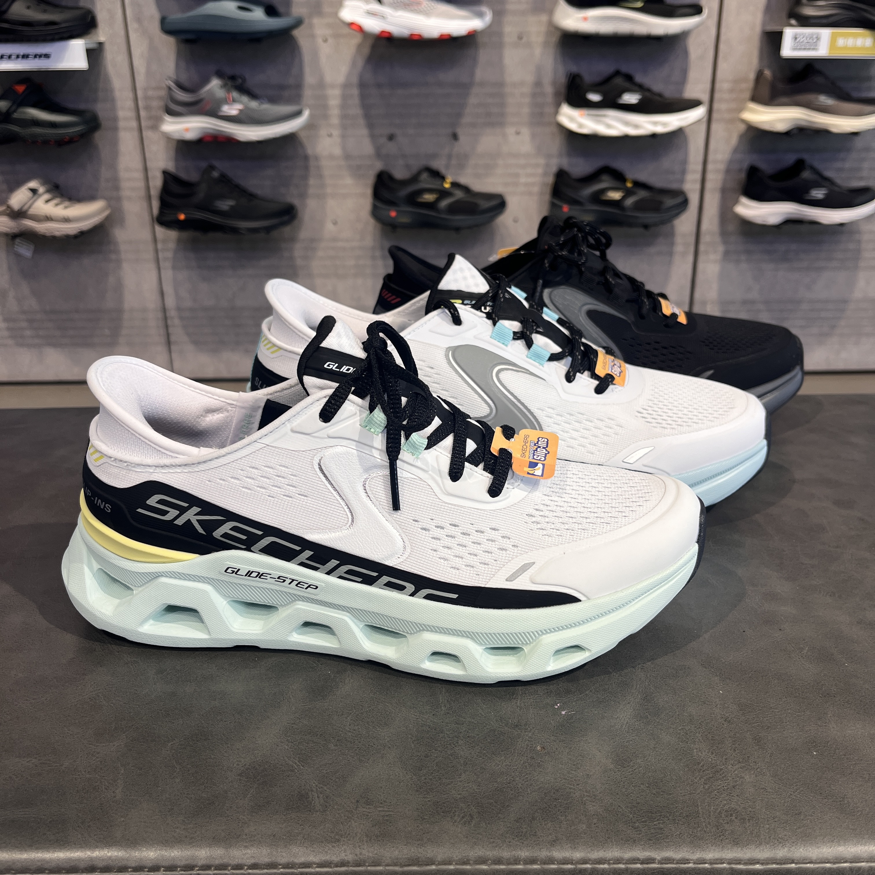 Skechers斯凯奇男女闪穿缓震舒适网面透气150510休闲运动鞋232921