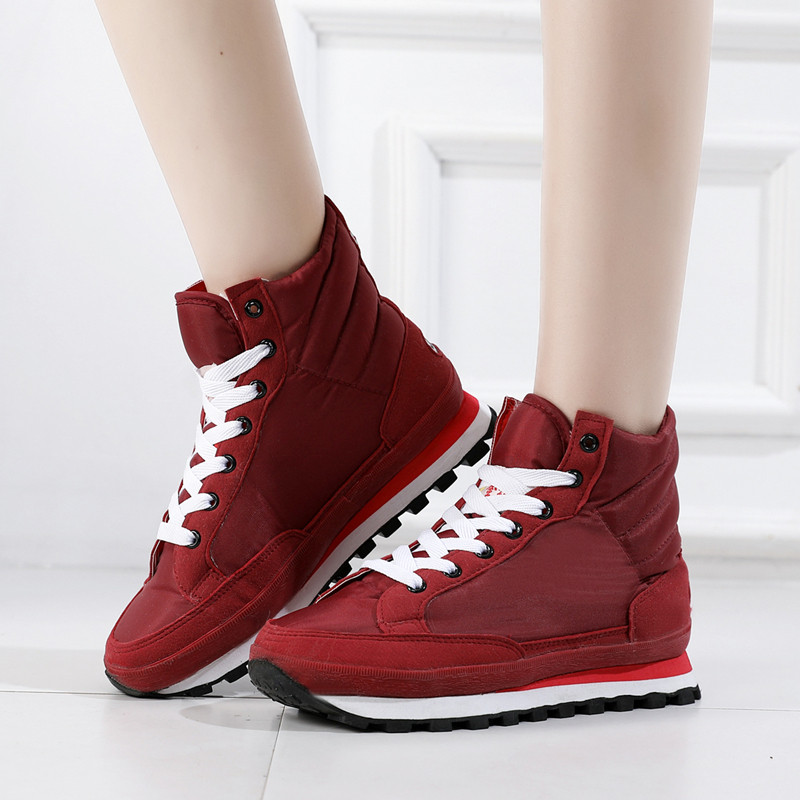 包邮冬新款东北雪地棉鞋男女情侣款高帮纯色保暖防滑男女棉鞋