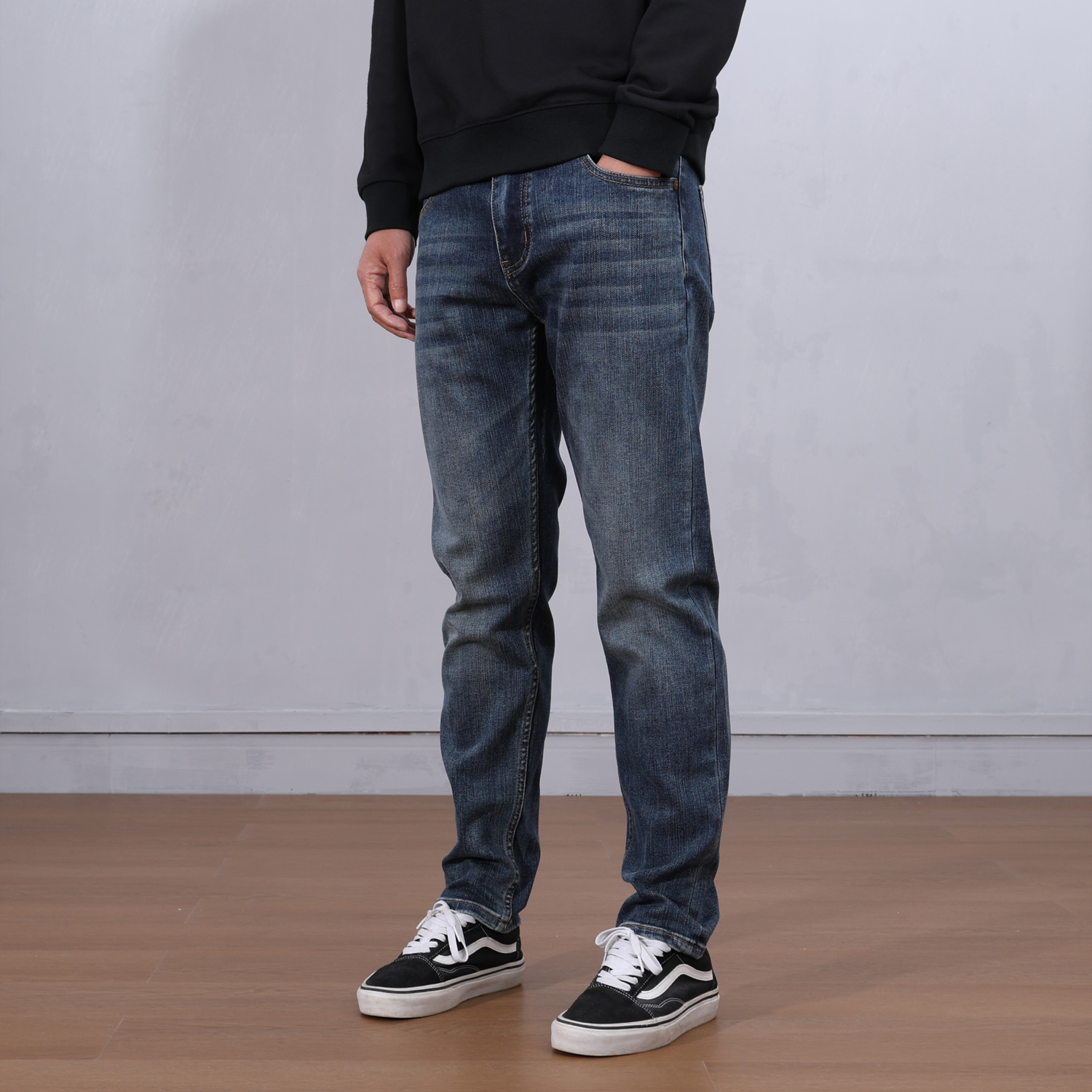 潮牌秋冬厚款青年牛仔男裤