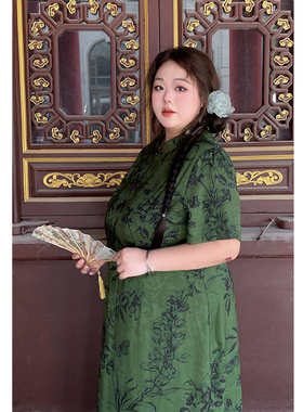 Vaee大码女装国风墨绿色立领旗袍2024夏季新款收腰显瘦复古连衣裙
