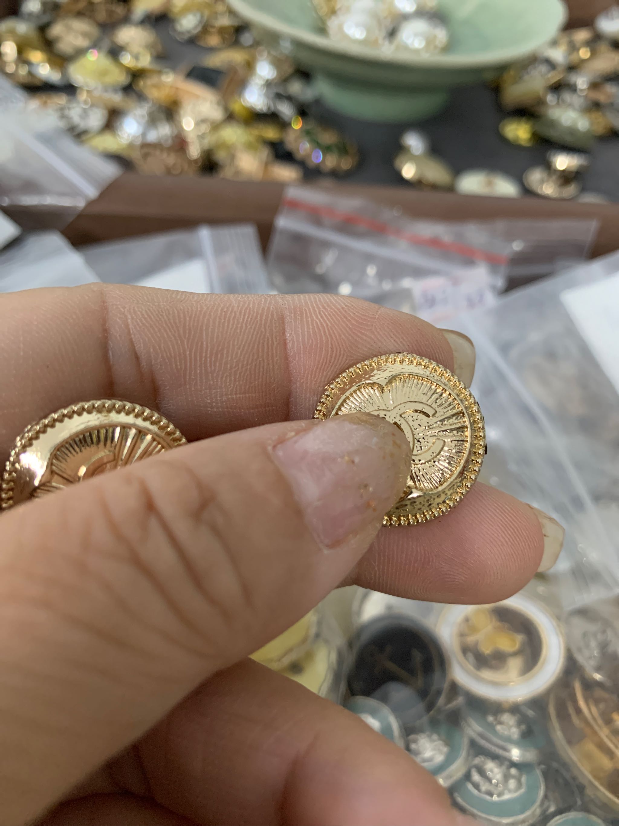 726-25个2厘米香大牌