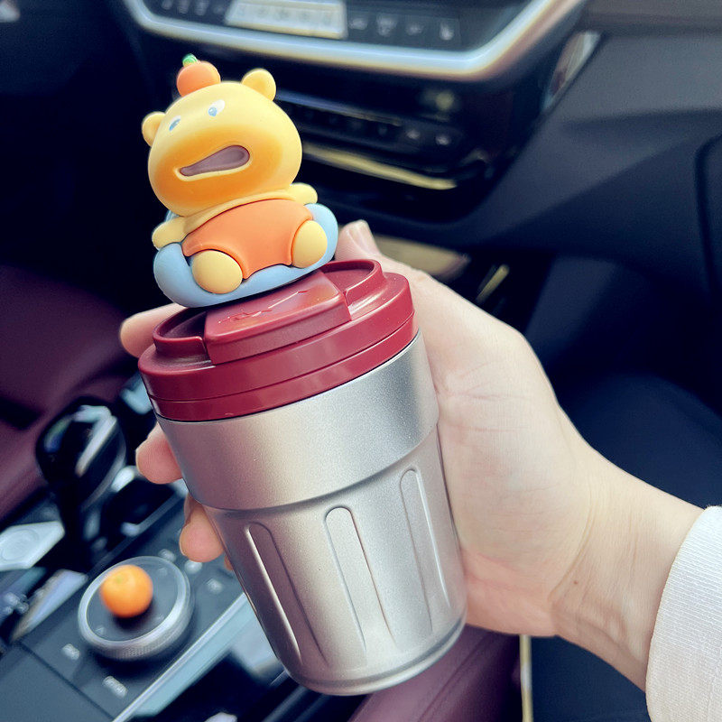 水豚噜噜车载烟灰缸防飞灰带盖适用于宝马奥迪大众车内吸烟神器男
