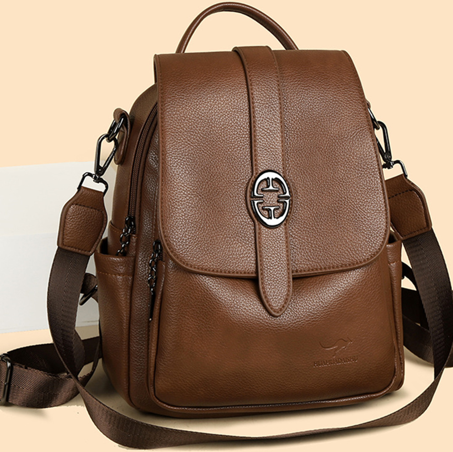 香港双肩包女2025新款时尚休闲大容量软皮简约背包头层牛皮旅行包