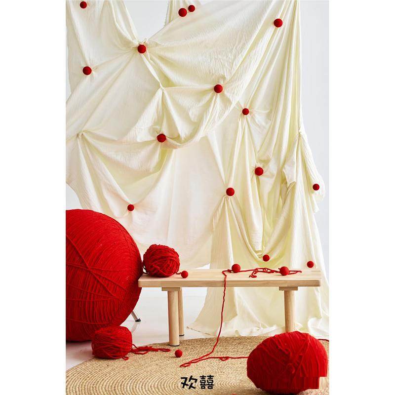 新年儿童拍照道具红毛球米色褶皱背景布红毛线团装饰摆件原麻地毯,3C数码配件,背景布类,淘宝优惠券,粉丝福利购,淘宝优惠卷