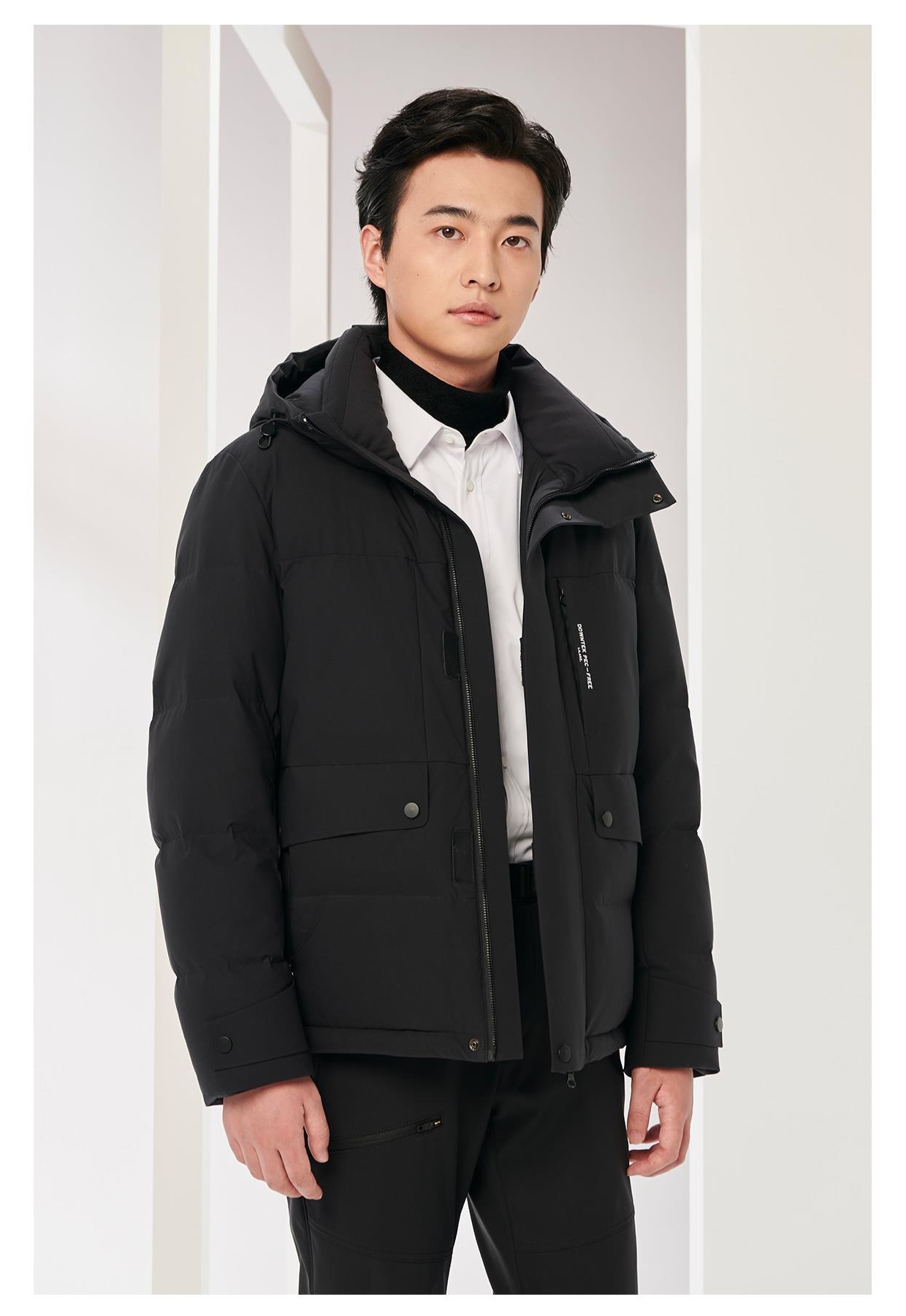 利家冬时尚拒水户外连帽加厚防寒保暖羽绒服外套22DRF0221A 0222