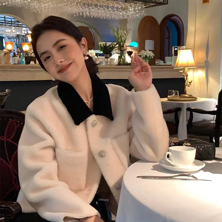 秋冬小香风剪绒羊名媛羊毛一体女小个子皮草短款外套翻领廓形