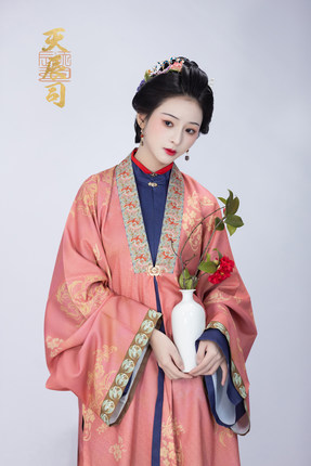 天辰司 胤禛十二美人图-倚塌观鹊 印花  复原汉服 传统服饰