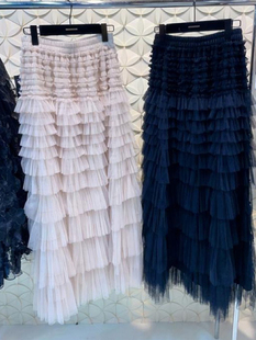 超仙5.8万獨家S&OV元 显瘦显腿长 重工多层次拼接薄纱蛋糕半身裙