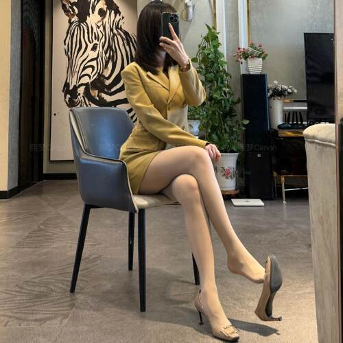 20D脚尖透明360度无缝深裆连裤袜
