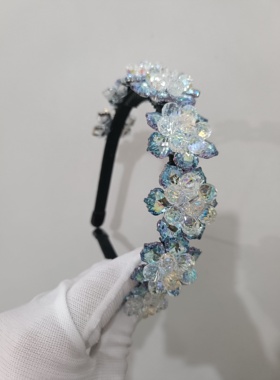 精致高级感镶钻水晶发箍甜美花朵重工带齿防滑头箍发卡网红款压发