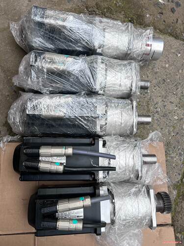 LENZE伦茨M850-S120/S系列同步伺服电机  2K议价商品