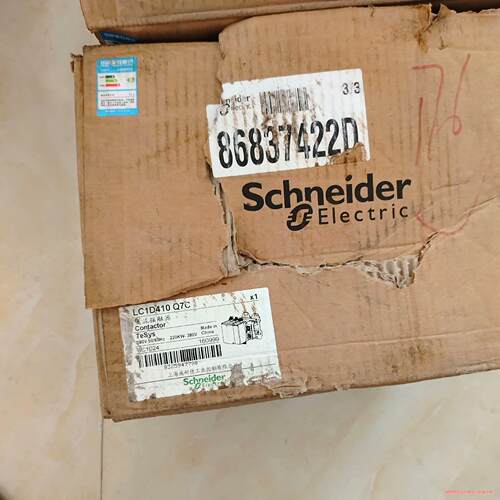 施耐德LC1D410Q7C接触器，全新原装正品，包装有点破骏营议价商品