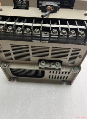 SGDM-75ADA安川二系7.5千瓦伺服驱动器(议价商品）