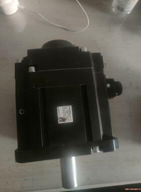 三菱伺服电机HF-SP3524B功能好橙色如图退换(议价商品）