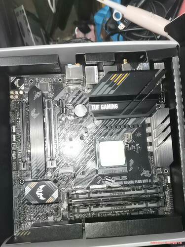华硕TUF-GAMING B550M-PLUS WIFI I骏营议价商品