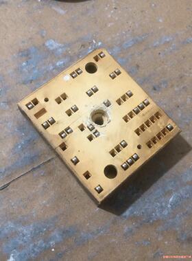 skiip23ac128t47、模块好的。壳子拆破了。(议价商品）