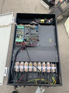 正弦变频器HG303B-055G/075P-3/55KW/3