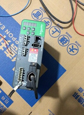 施耐德驱动器 LXM26DU10M3X，实物图片，功能正常，骏营商贸-议价