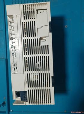 施耐德TM218LDA40DEPENDING  PLC功能正(议价商品）