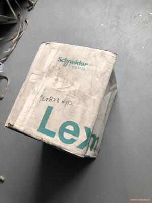 全新施耐德驱动器 TLC538F 全新带包装 现货一台议价商品