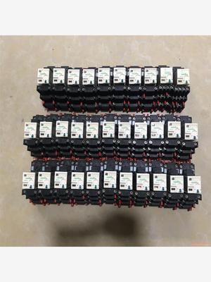 施耐德RXM2AB2BD，底座RXZE2S108M拆机现货3(议价商品）