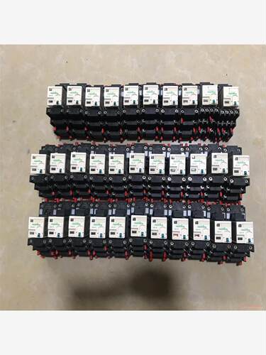 施耐德RXM2AB2BD，底座RXZE2S108M拆机现货3(议价商品）