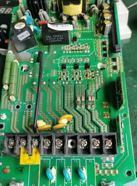 珈玛变频器驱动板。7.5KW。模块型号GD50PIY120C骏营议价商品