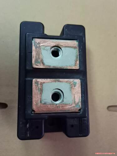 PHT45016成包如图，断了一根针脚：功能包好：售出不骏营议价商品