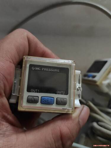 SMC原装正品压力开关表，PSE300-M的，成色不错，原装(议价商品）
