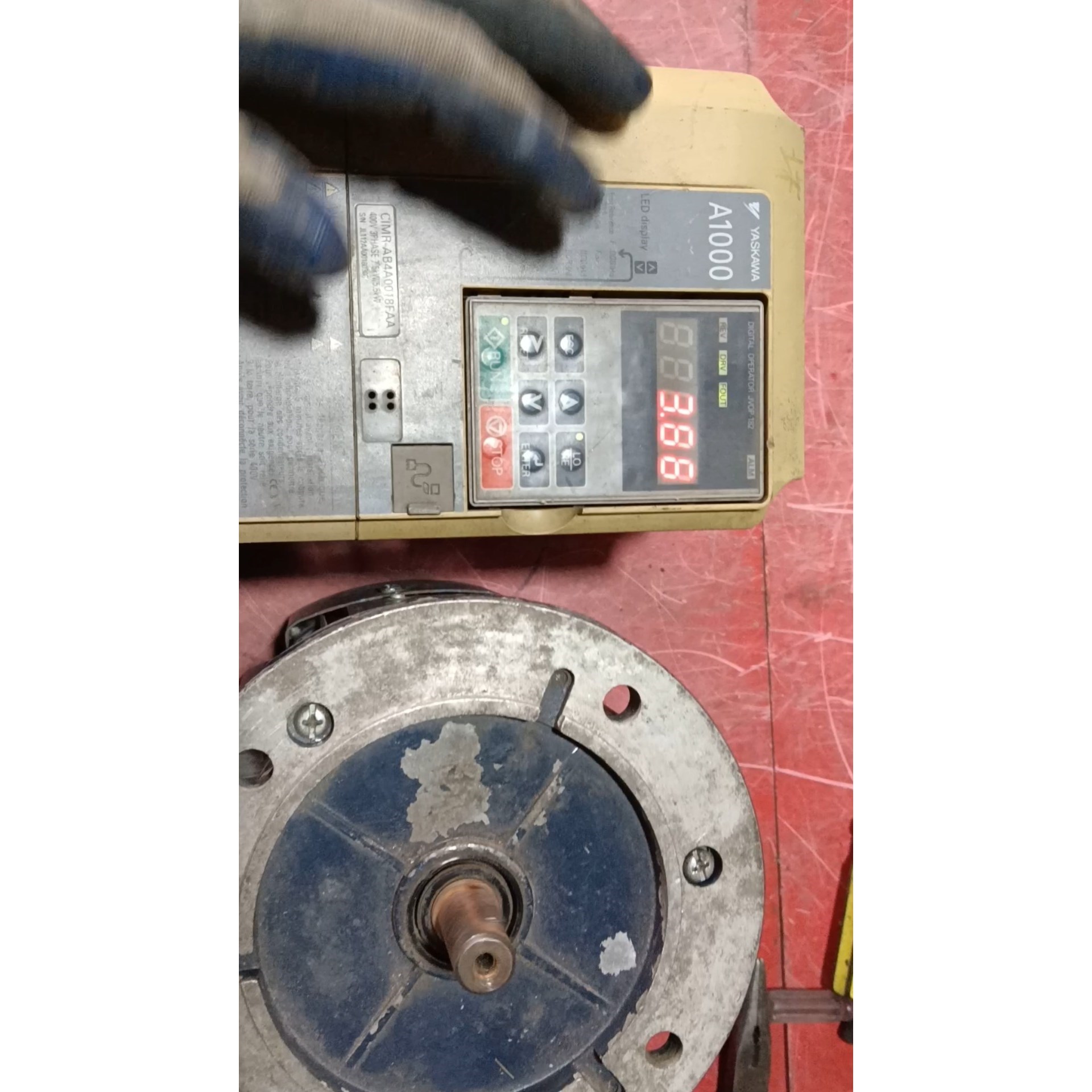 安川A1000变频器 CIMR-AB4A0018FAA骏营商贸—议价