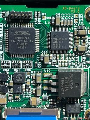 阿尔特拉芯片EPM3032AT、AD9840A二手拆机、现货(议价商品）