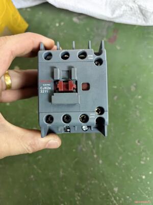 德力西接触器CJX2s一3211，线圈220V，有20只，打(议价商品）