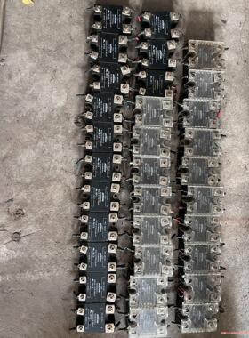 库顿KSI380D40-L固态继电器，拆机，成色如图。二手物(议价商品）