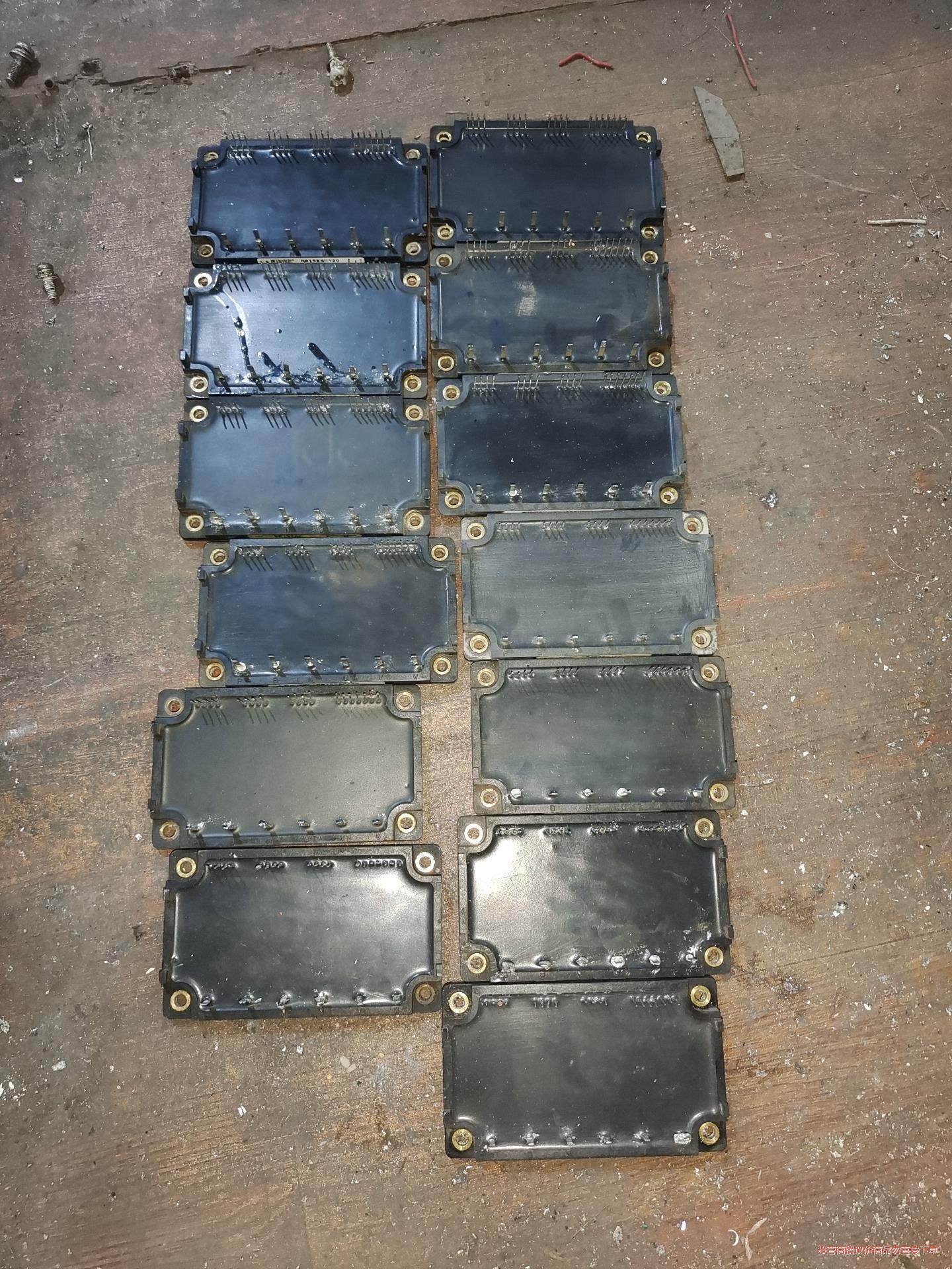 拆机PM15RSH120 SP15Z6C十三个，其中有两个短议价商品