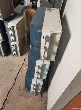 雷诺尔JJR2200，200KW，有3台。成色漂亮，功能正常(议价商品）