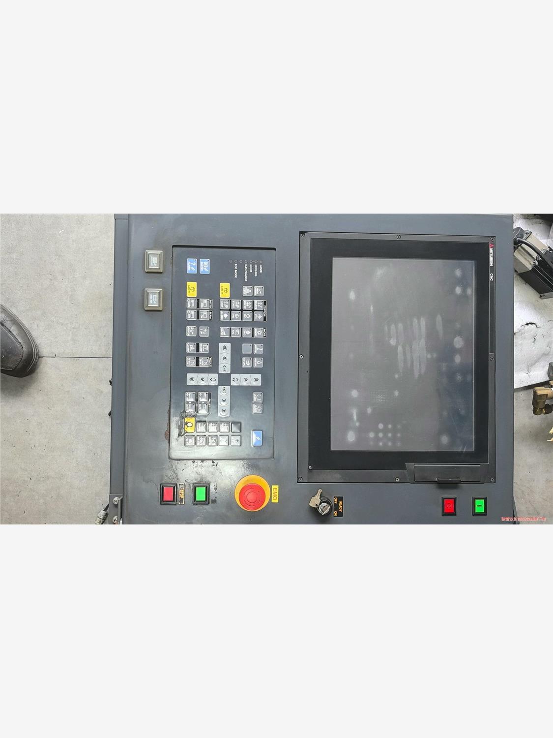 三菱马扎克系统屏FCU-DA636-73拆机一台，成色如图，(议价商品）