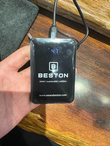 全新充电宝 品牌：佰士通 BESTON 5000mah In(议价商品）