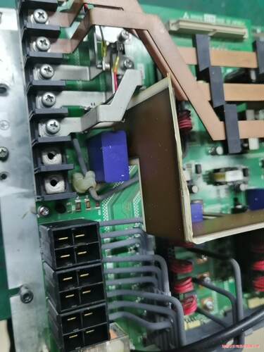 RM181B-3108三菱一体驱动10080底座，功能完好。(议价商品）