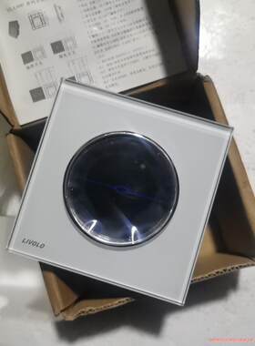 LIVOLO豪华玻璃触摸调光开关VL-C600面板如图  3议价商品