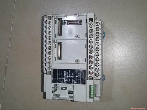 AFPXHC30R-F  松下PLC        拆机件，议价商品