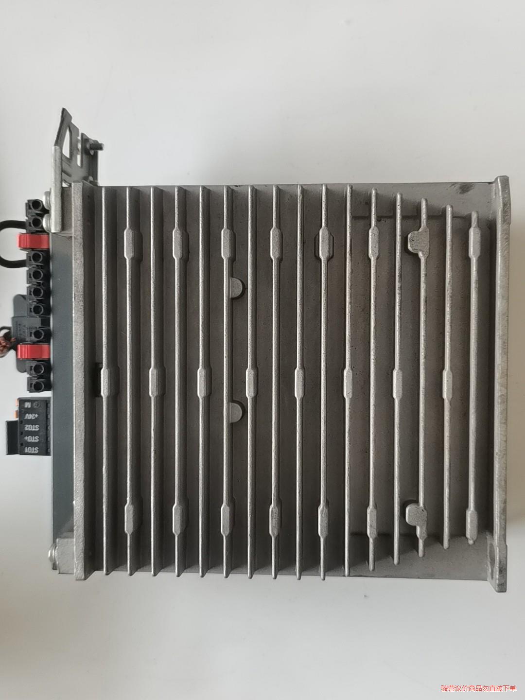 SlEMENS西门子驱动器一台  型号6SL3210-5FB(议价商品）