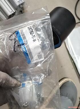 SMCSMC支架DXT152-25-1A 共4个(议价商品）