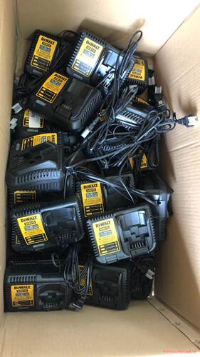 德伟DCB112 DEWALA 充电器DCB115 快充议价商品
