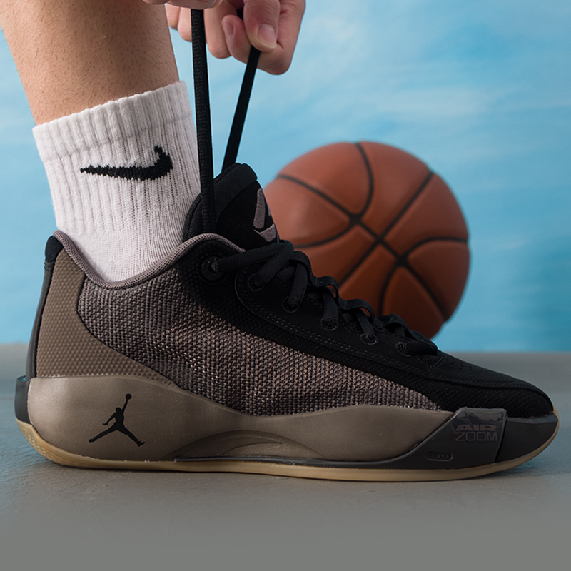 NIKE耐克LUKA .77 运动鞋25秋季新款男鞋休闲鞋篮球鞋HF0819-200